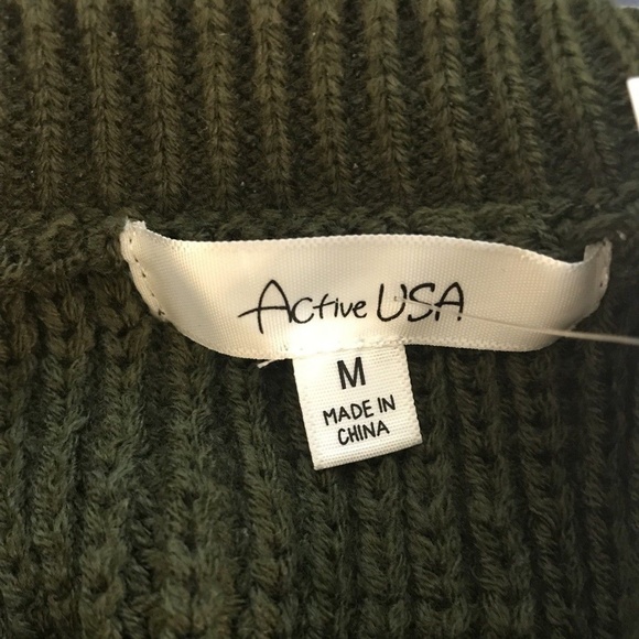 Long Sleeve Ribbed Knit Cold Shoulder Sweater - Picture 6 of 7